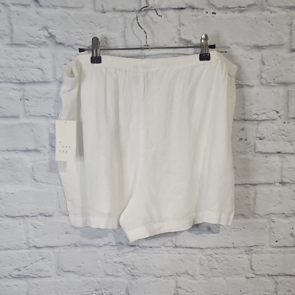 a new day Women's White Linen Blend Shorts - Picture 8 of 8